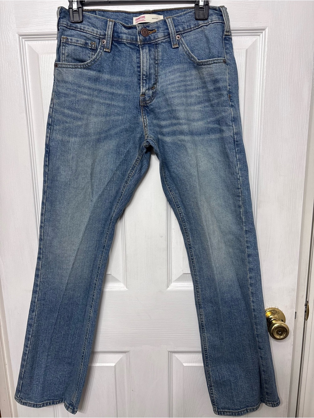 Signature by Levi Strauss Men's Light Blue Bootcut Jeans